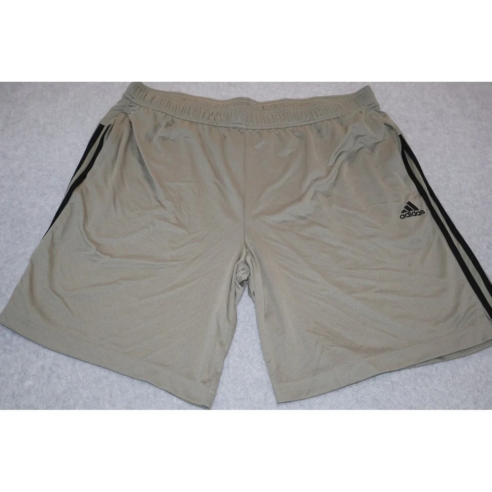 Adidas Shorts Men 2XL Green 3-Stripe Athletic Gym Training Workout 9